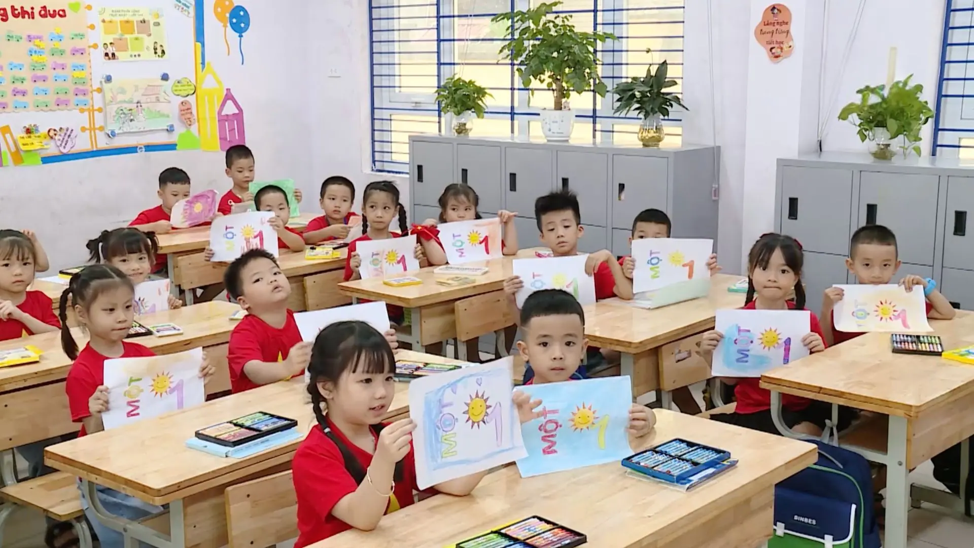 Học toán trong trường phổ thông | Giáo dục và Đào tạo | 09/11/2025 